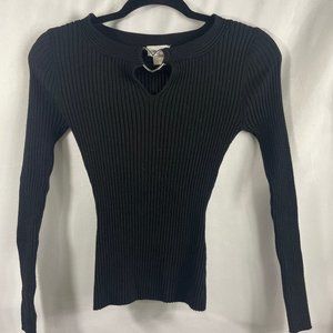 Size Small rib knit ladies sweater Long sleve with Metal open heart deta…